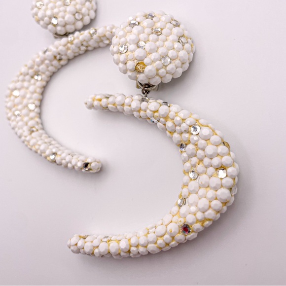 Rare Vintage Couture James Arpad Rhinestone Clipon White Abstract Large Earrings - Picture 3 of 16